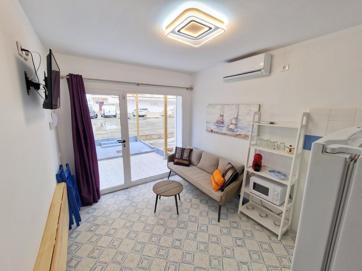La Maisonnette Bleue Empuriabrava Εξωτερικό φωτογραφία